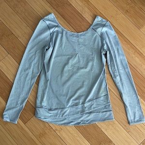 Black and White thin stripe workout top